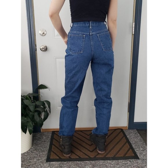 Vintage 90s High Rise Mom Jeans - Picture 3 of 4